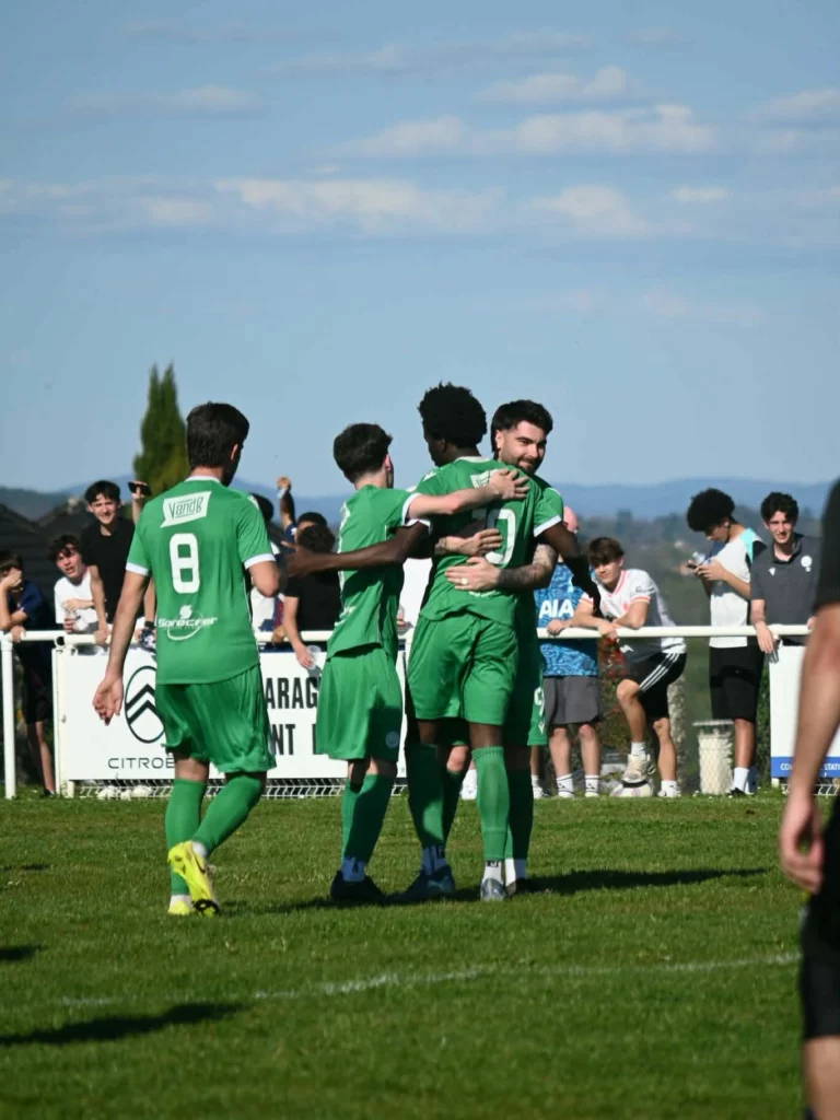 Instagram post from usdonzenac. This post is in position 8.